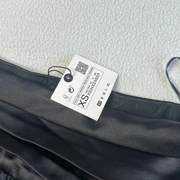 Zara Sold Out Black Ruffle Layered Mini Skirt - Picture 5 of 8